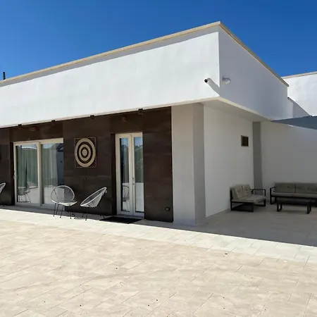 Costa Del Mar Villa Gallipoli